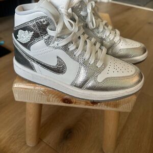 Nike Air Jordan 1 Mid SE. Silver/ White. Size 5. Great condition.